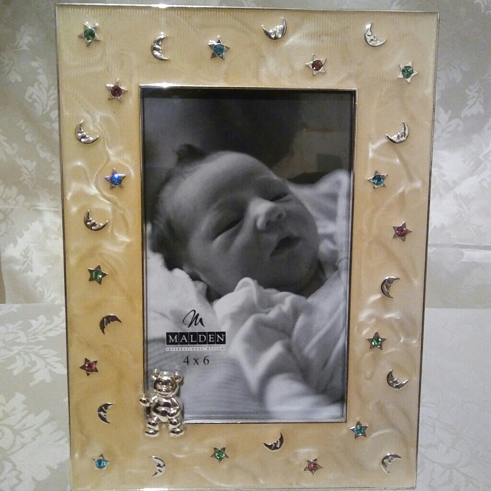 MALDEN INTERNATIONAL DESIGN PICTURE FRAME